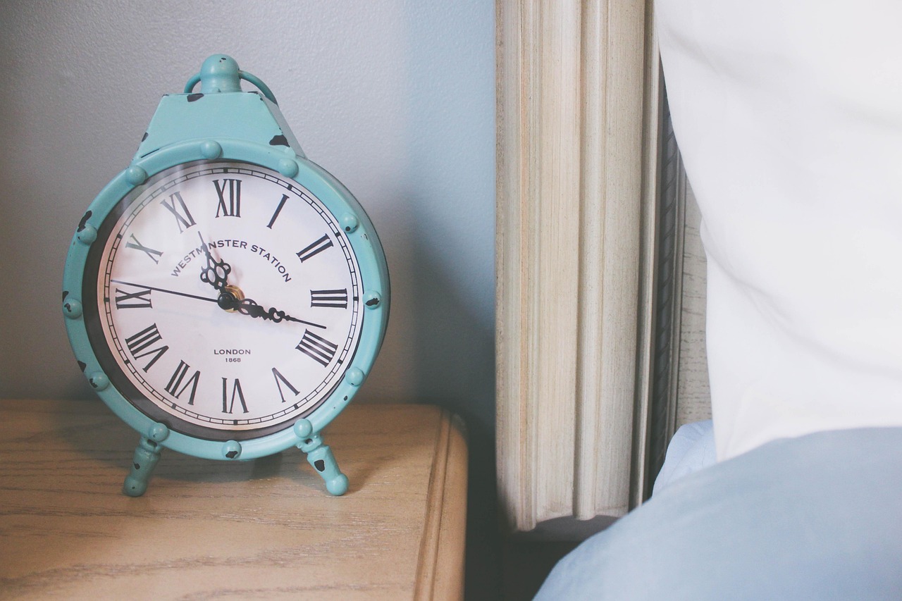 Nightstand Modern: Avoiding Common Mistakes for a Polished